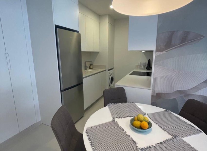 Resale - Apartment / flat - Torrevieia - Center