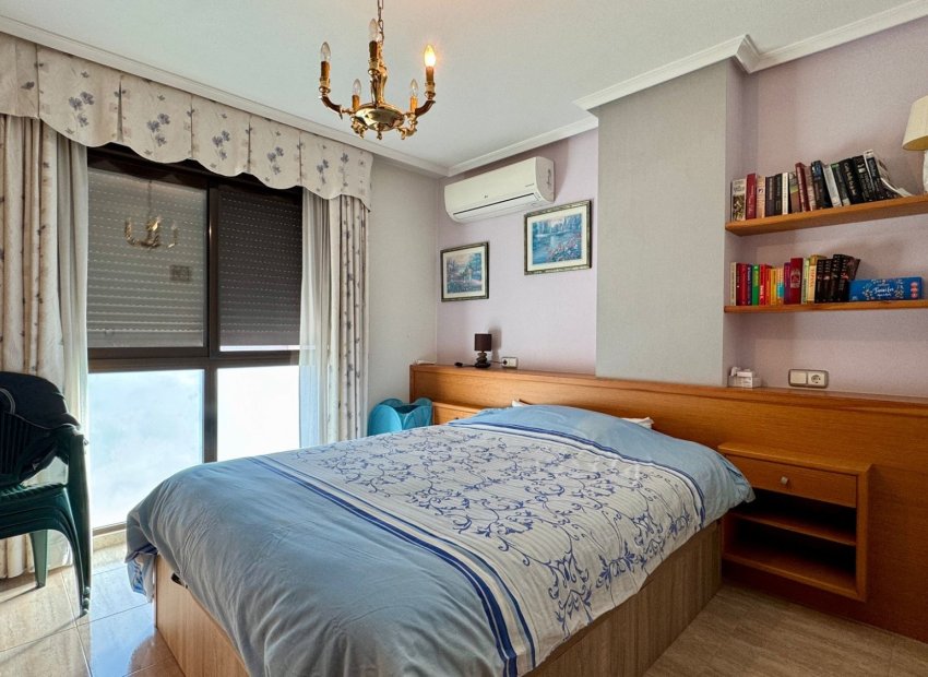 Resale - Apartment / flat - Torrevieia - Center