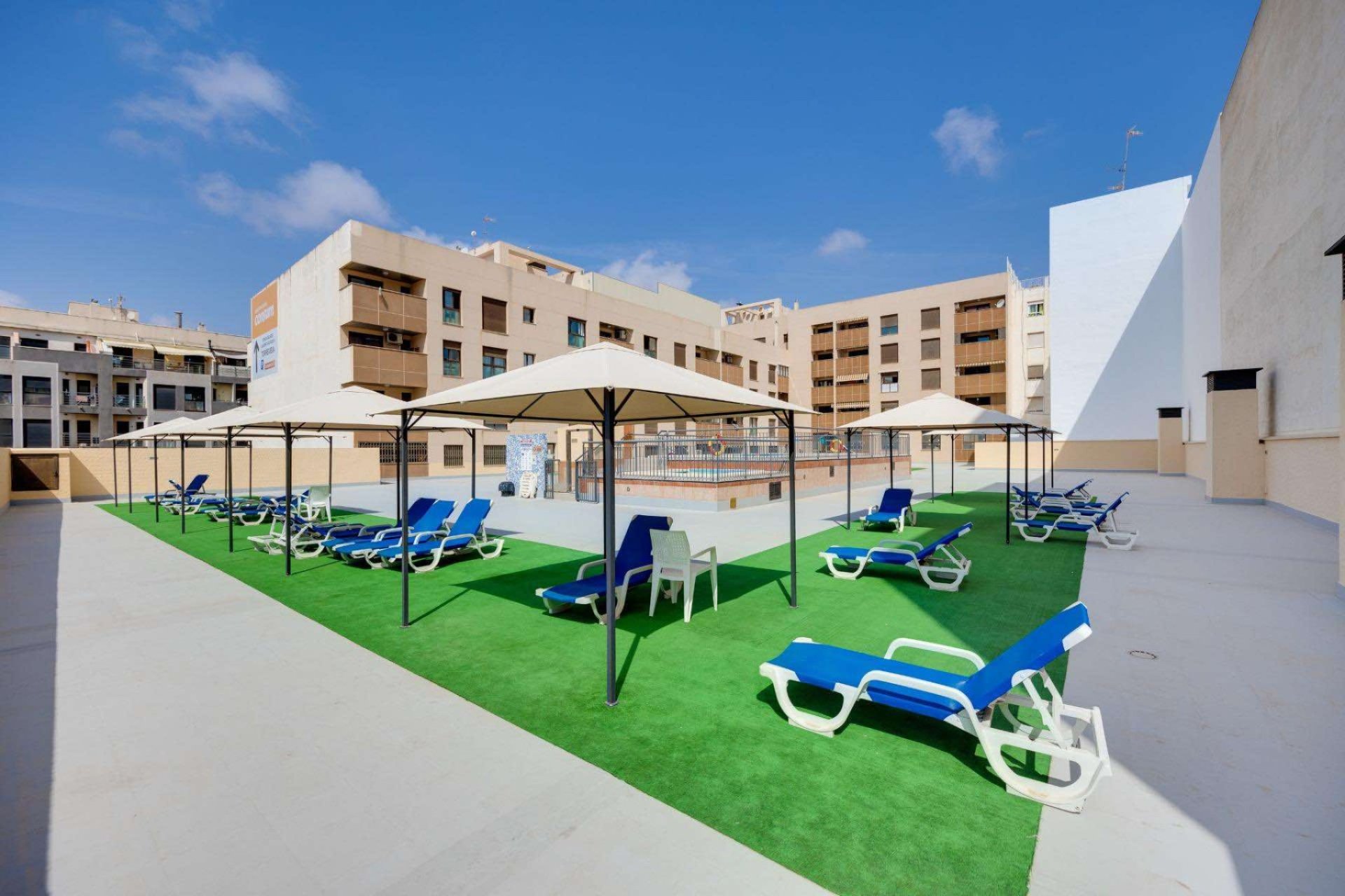 Resale - Apartment / flat - Torrevieia - Center