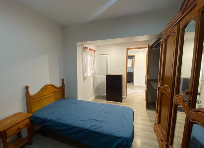 Resale - Apartment / flat - Torrevieia - Center