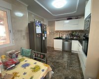 Resale - Apartment / flat - Torrevieia - Center