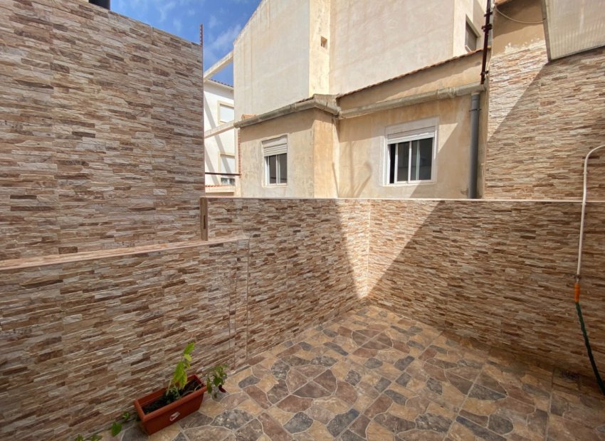 Resale - Apartment / flat - Torrevieia - Center