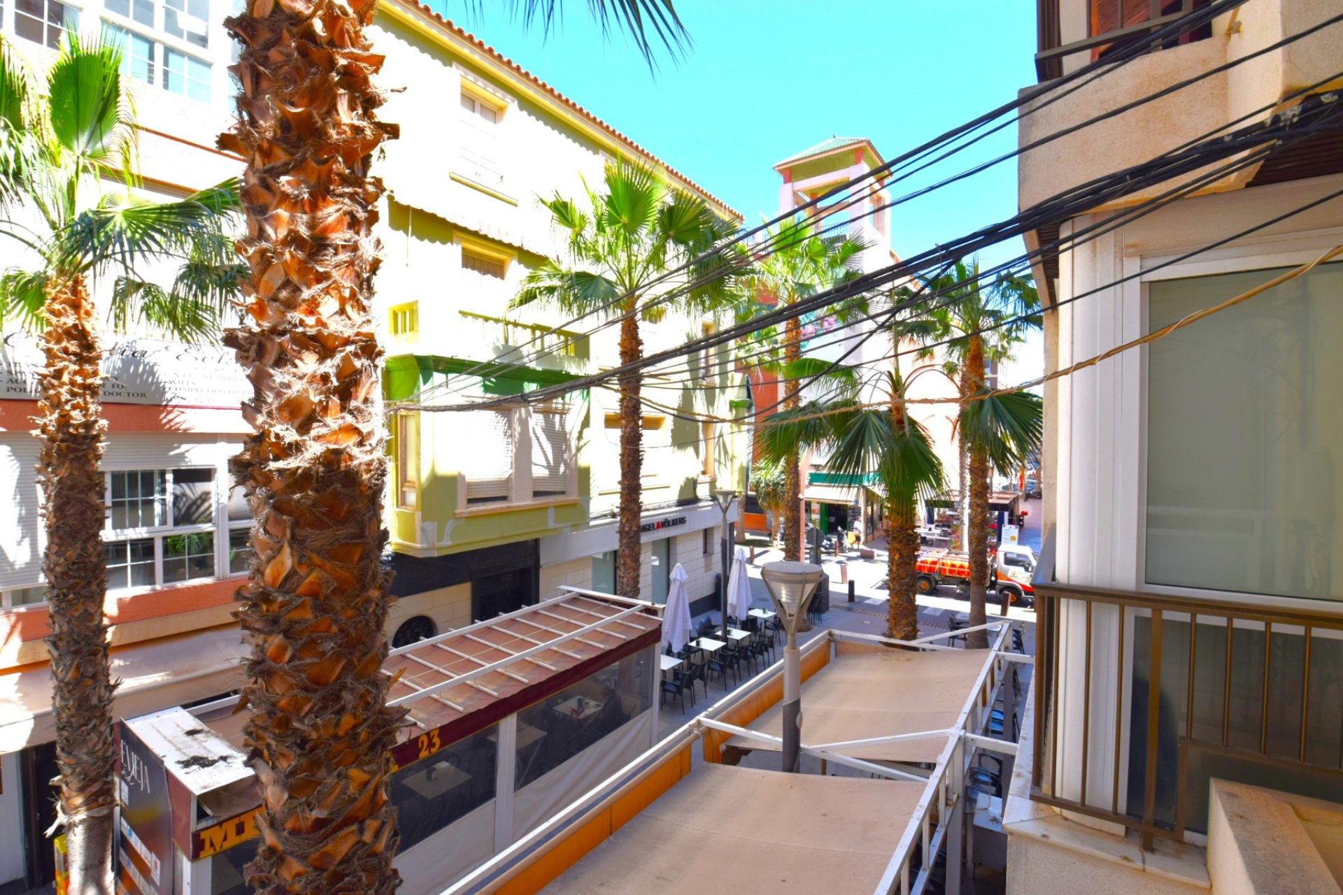 Resale - Apartment / flat - Torrevieia - Center