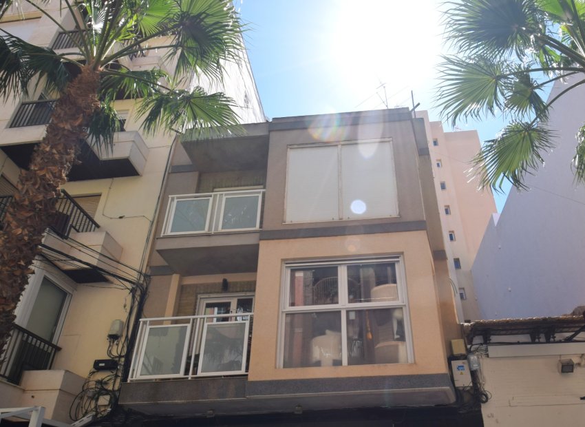 Resale - Apartment / flat - Torrevieia - Center