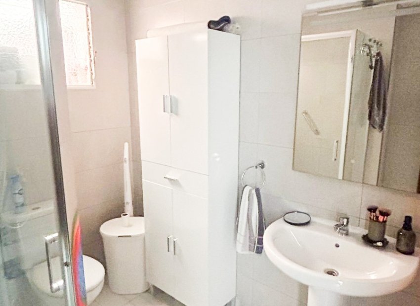 Resale - Apartment / flat - Torrevieia - Center