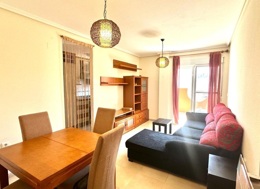 Resale - Apartment / flat - Torrevieia - Center