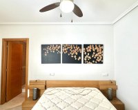 Resale - Apartment / flat - Torrevieia - Center