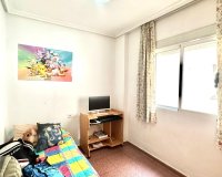 Resale - Apartment / flat - Torrevieia - Center