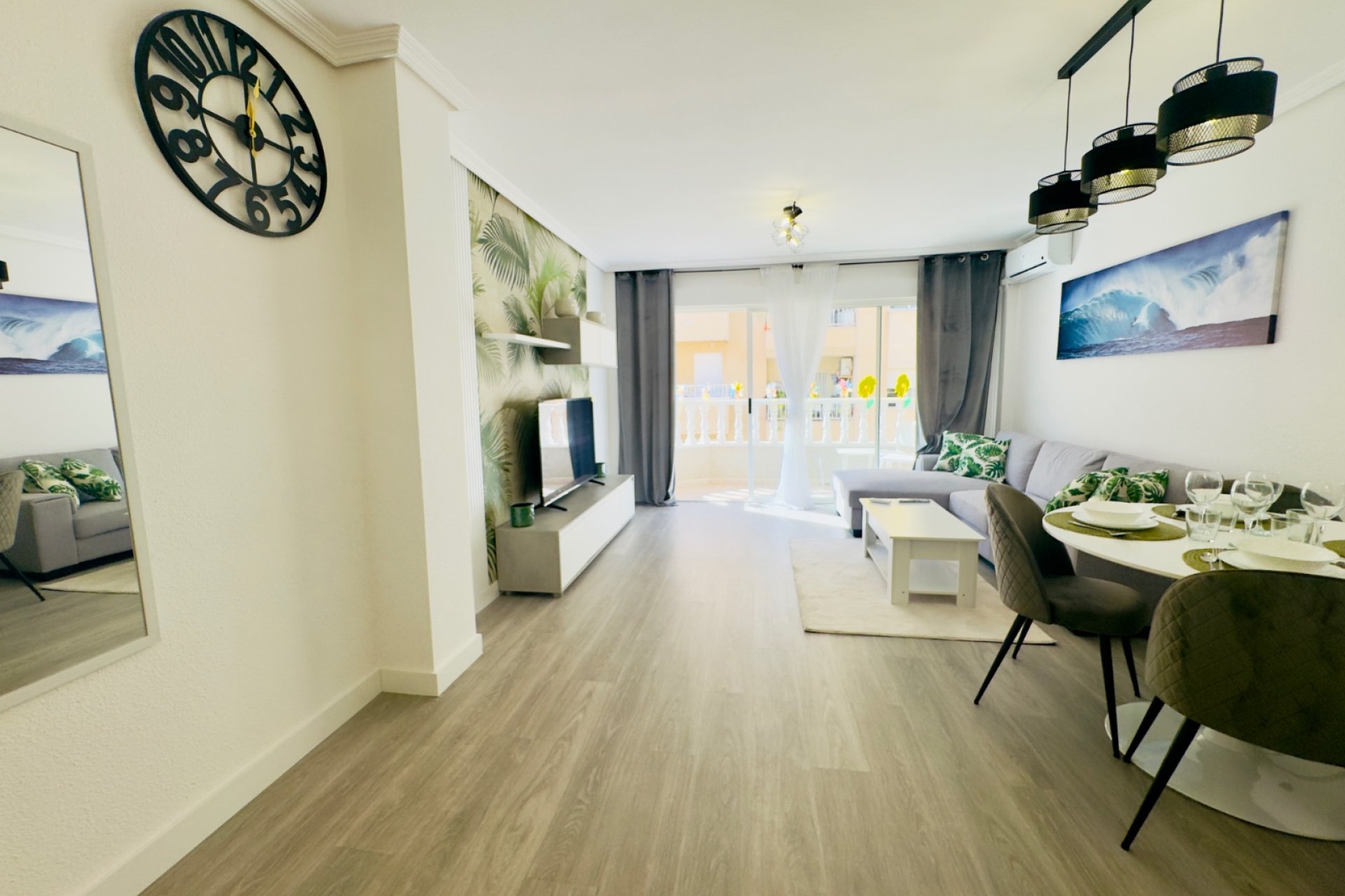 Resale - Apartment / flat - Torrevieia - Center