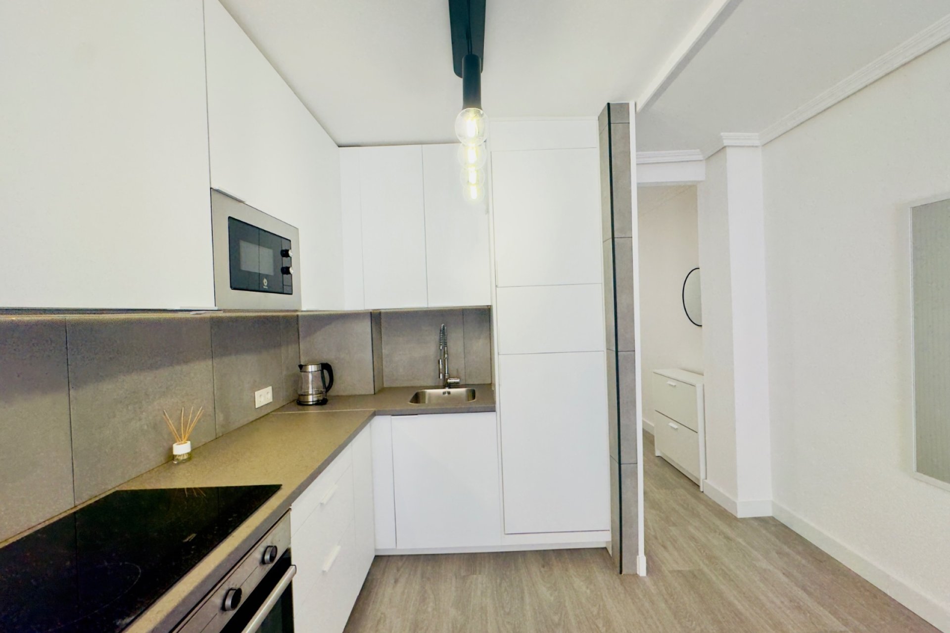 Resale - Apartment / flat - Torrevieia - Center