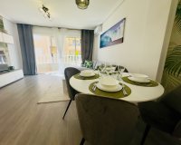 Resale - Apartment / flat - Torrevieia - Center