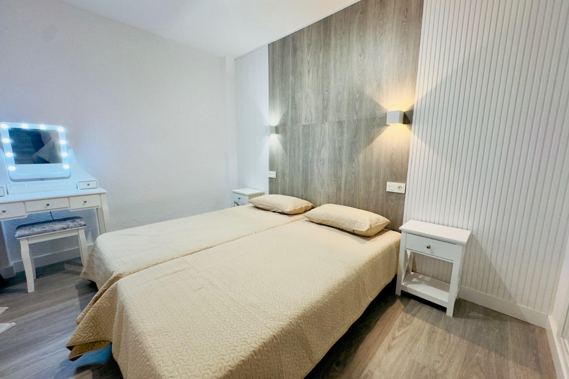 Resale - Apartment / flat - Torrevieia - Center