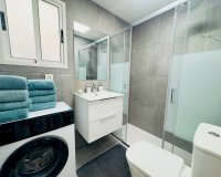 Resale - Apartment / flat - Torrevieia - Center