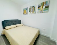 Resale - Apartment / flat - Torrevieia - Center