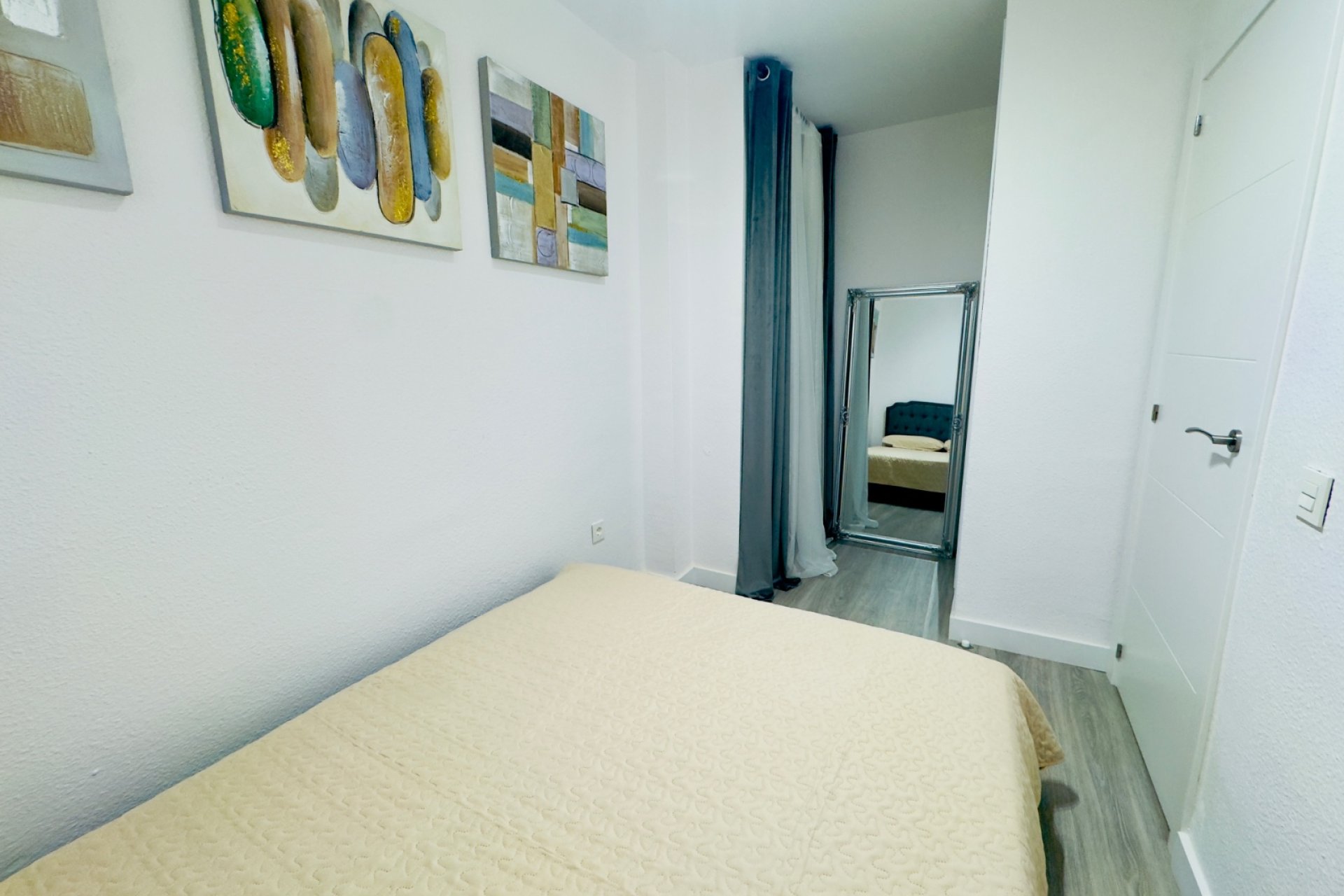 Resale - Apartment / flat - Torrevieia - Center