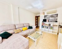 Resale - Apartment / flat - Torrevieia - Center