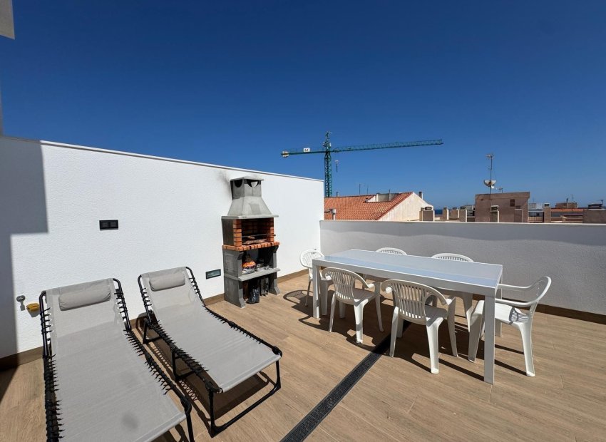 Resale - Apartment / flat - Torrevieia - Center