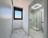 Resale - Apartment / flat - Torrevieia - Center