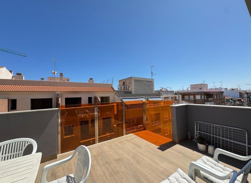 Resale - Apartment / flat - Torrevieia - Center