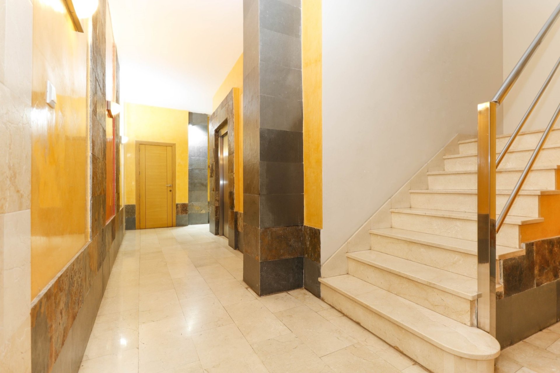 Resale - Apartment / flat - Torrevieia - Center