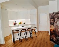 Resale - Apartment / flat - Torrevieia - Center