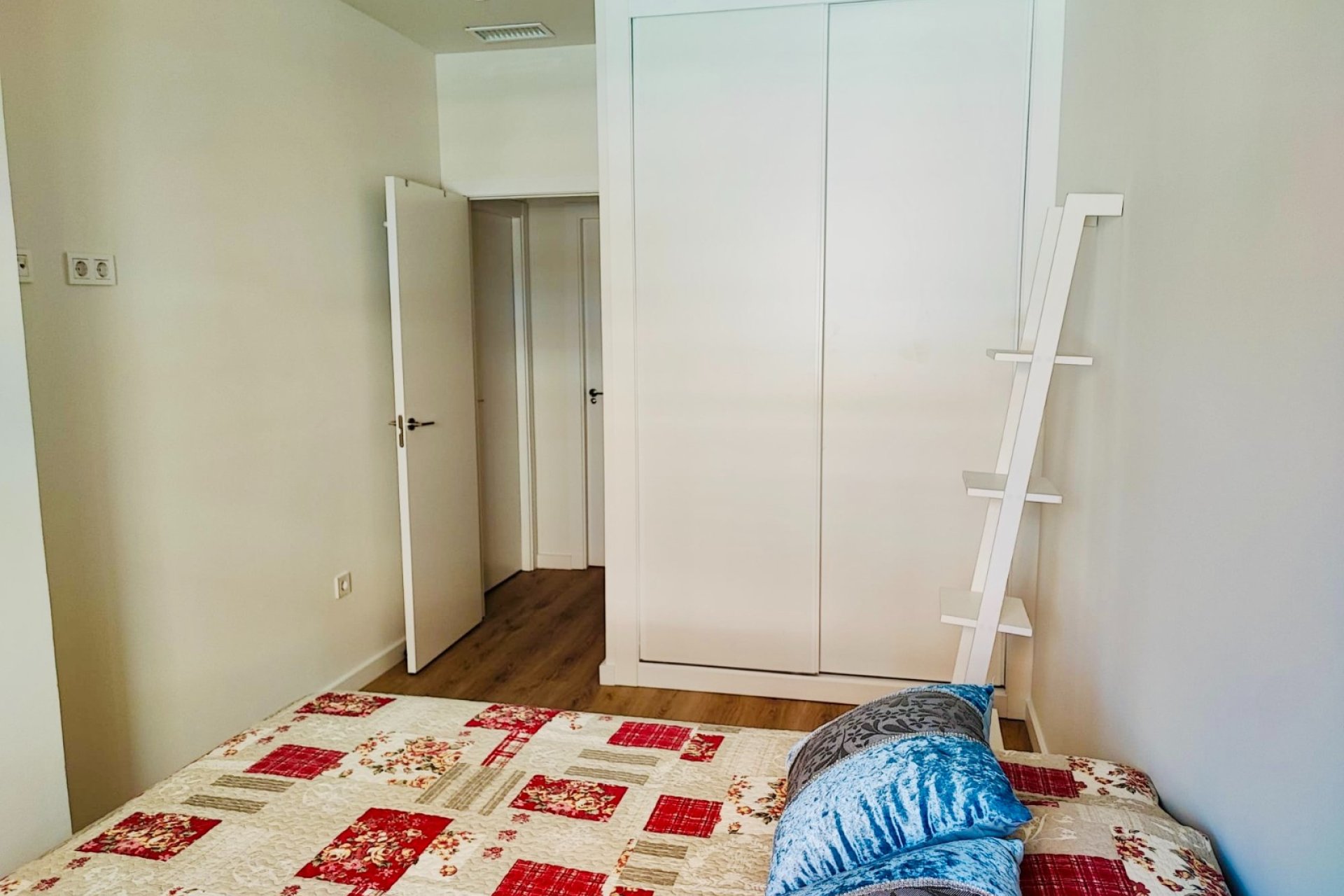 Resale - Apartment / flat - Torrevieia - Center