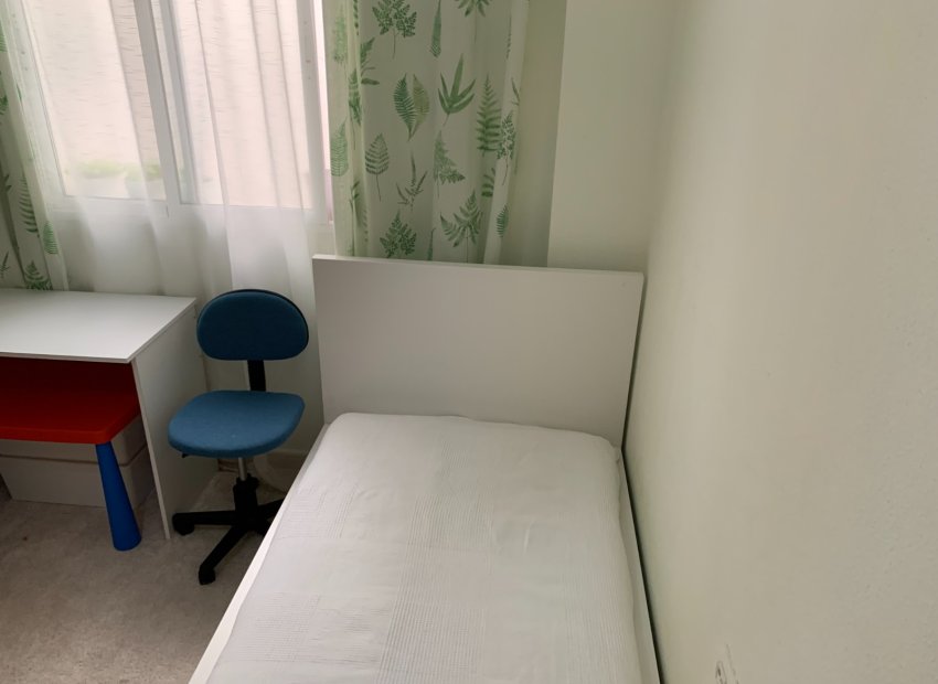 Resale - Apartment / flat - Torrevieia - Center