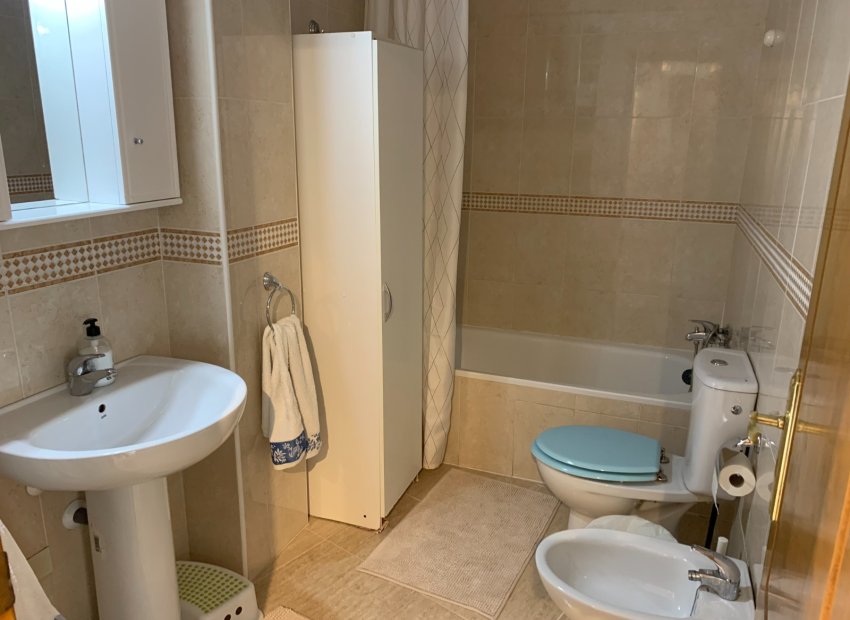 Resale - Apartment / flat - Torrevieia - Center