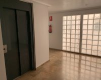 Resale - Apartment / flat - Torrevieia - Center