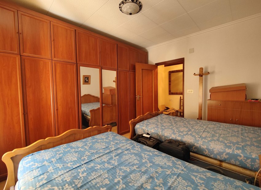 Resale - Apartment / flat - Torrevieia - Center