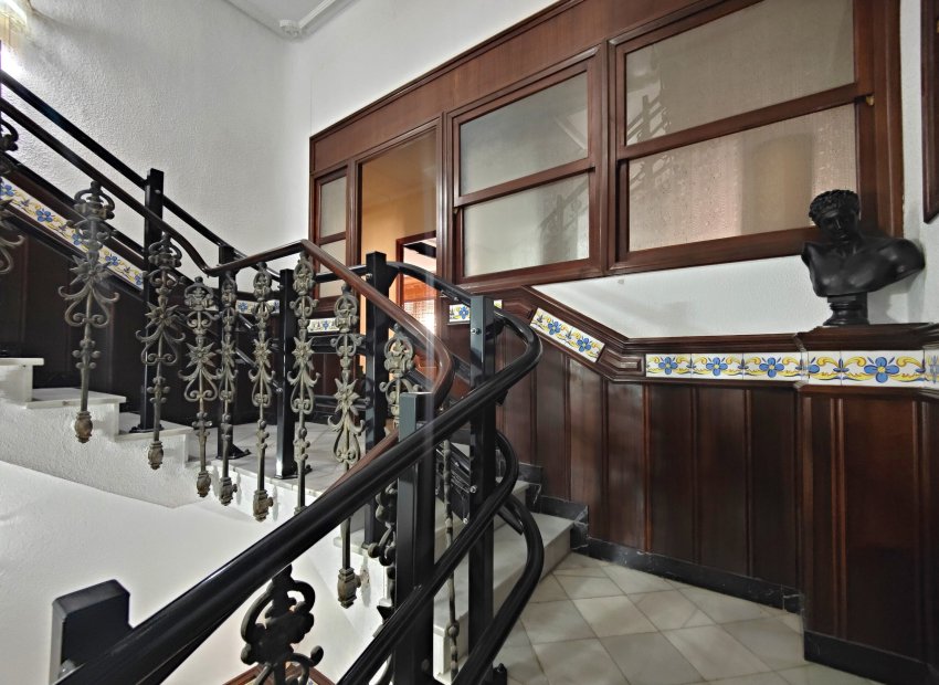 Resale - Apartment / flat - Torrevieia - Center