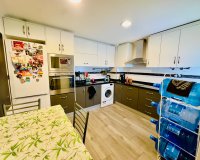 Resale - Apartment / flat - Torrevieia - Center