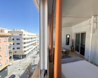 Resale - Apartment / flat - Torrevieia - Center