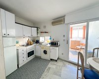 Resale - Apartment / flat - Torrevieia - Center