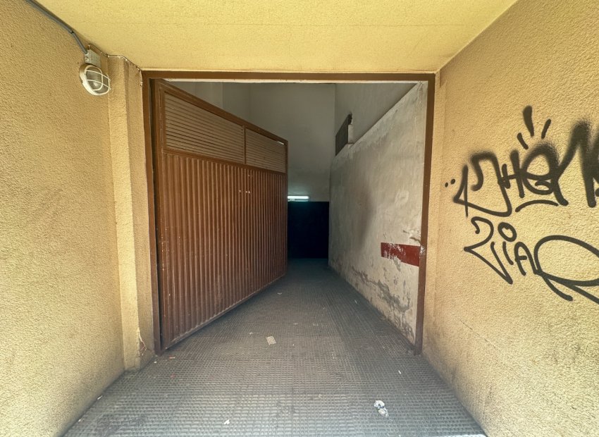 Resale - Apartment / flat - Torrevieia - Center