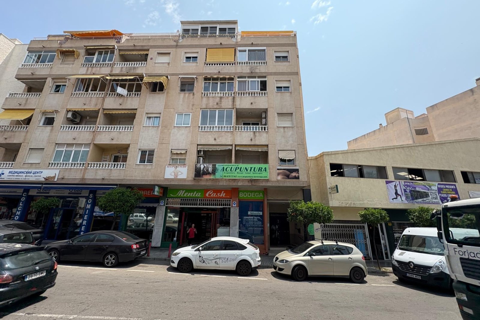 Resale - Apartment / flat - Torrevieia - Center