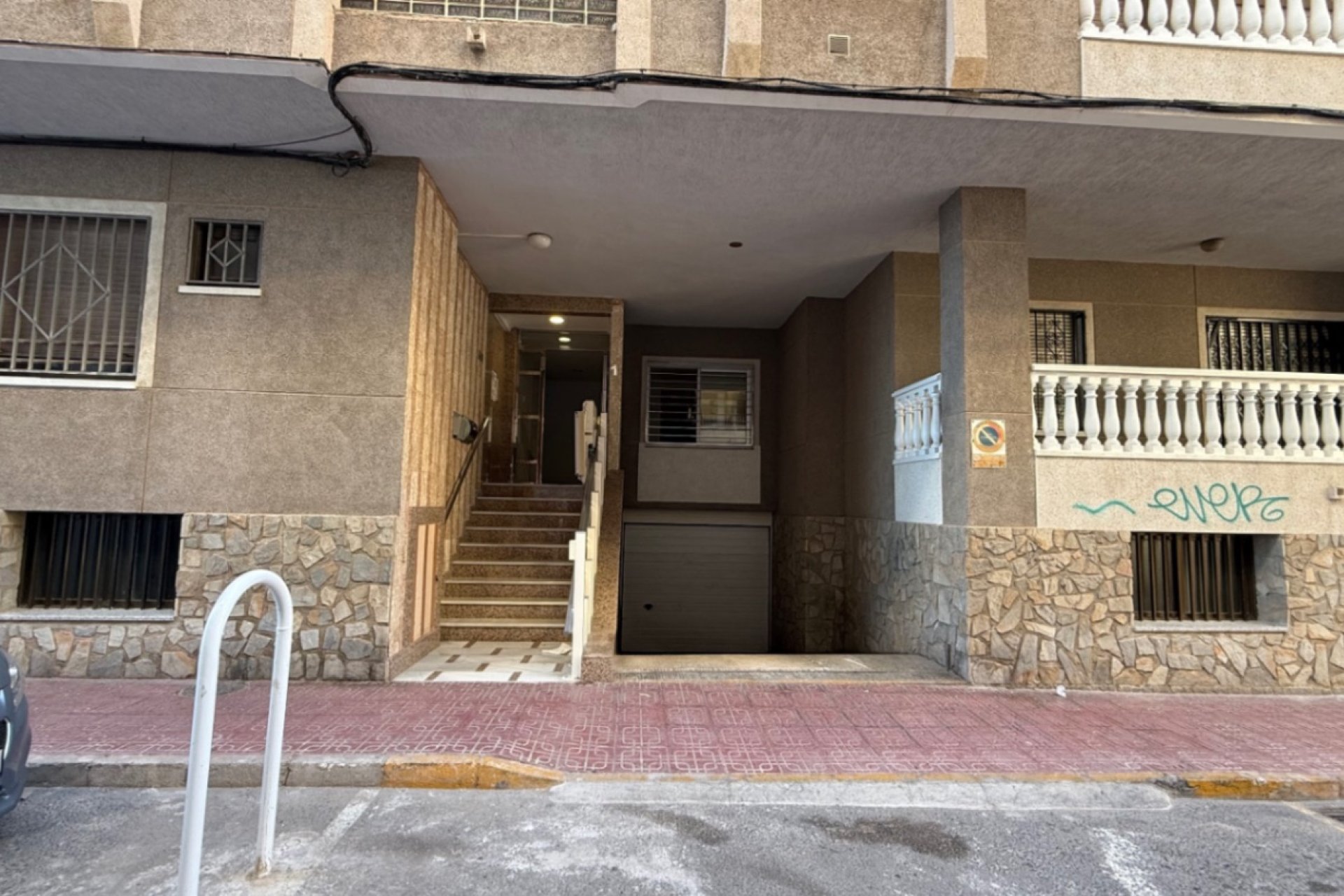Resale - Apartment / flat - Torrevieia - Costa Blanca