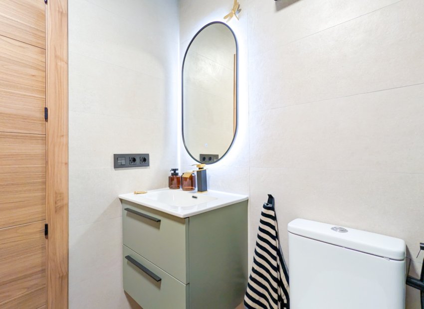 Resale - Apartment / flat - Torrevieia - El Acequión - Los Náufragos