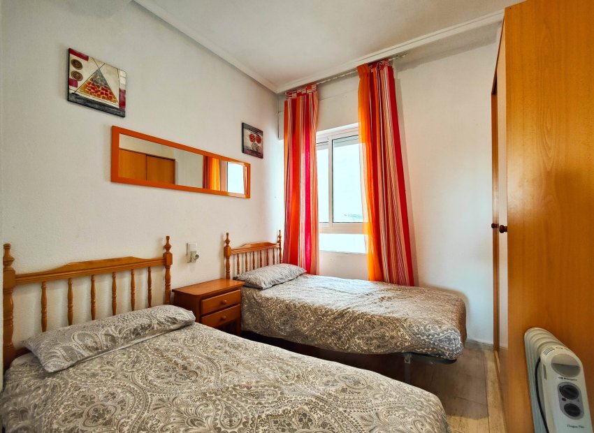 Resale - Apartment / flat - Torrevieia - El Acequión - Los Náufragos