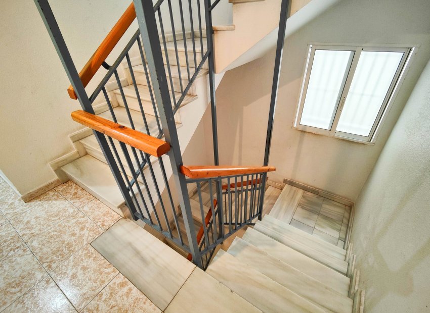 Resale - Apartment / flat - Torrevieia - El Acequión - Los Náufragos