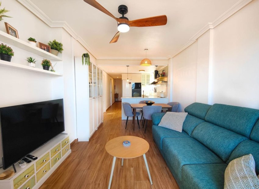 Resale - Apartment / flat - Torrevieia - El Acequión - Los Náufragos