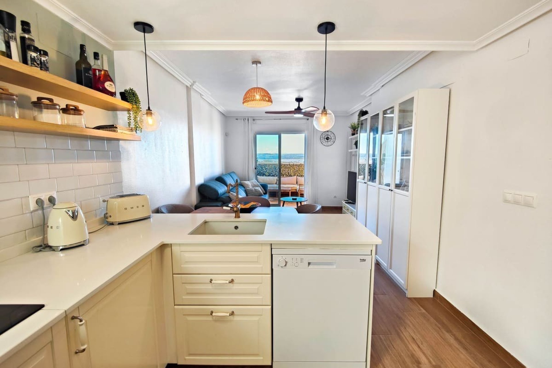 Resale - Apartment / flat - Torrevieia - El Acequión - Los Náufragos