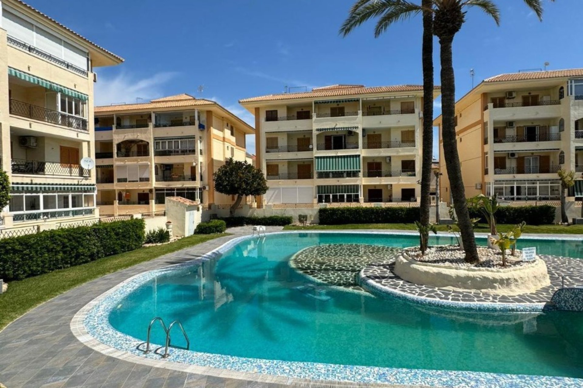 Resale - Apartment / flat - Torrevieia - La Mata