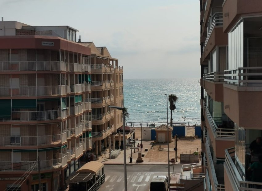 Resale - Apartment / flat - Torrevieia - La Mata