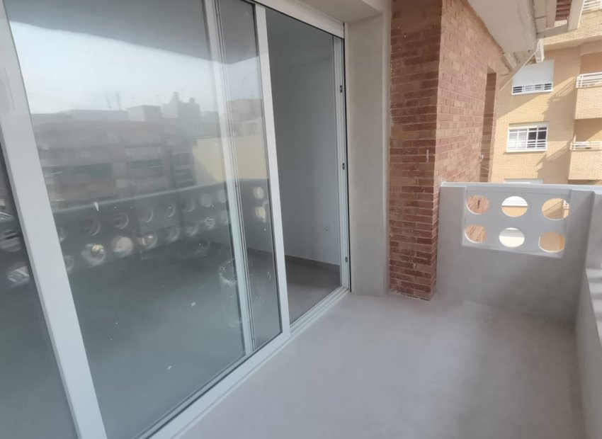 Resale - Apartment / flat - Torrevieia - La Mata