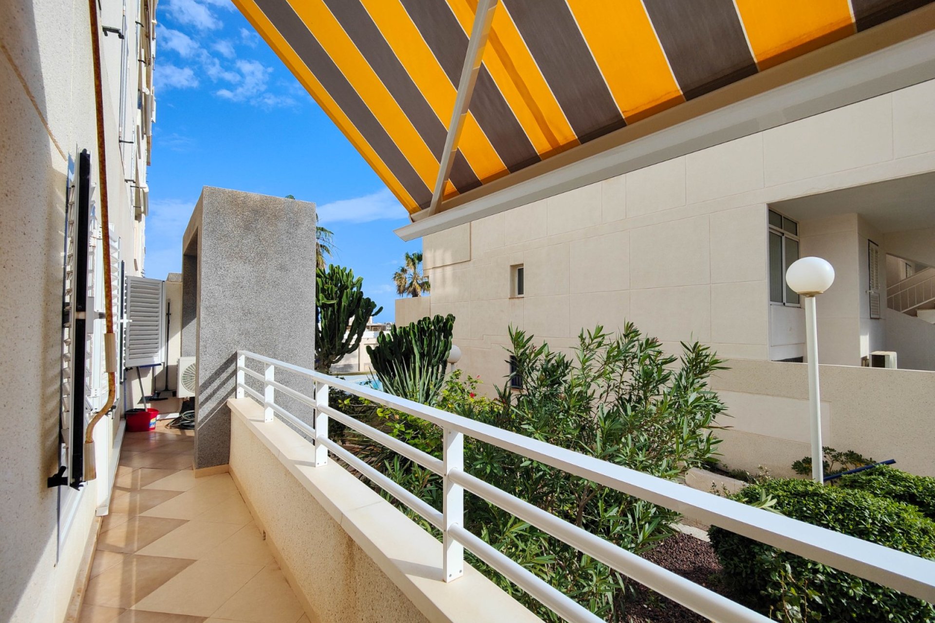 Resale - Apartment / flat - Torrevieia - La Mata