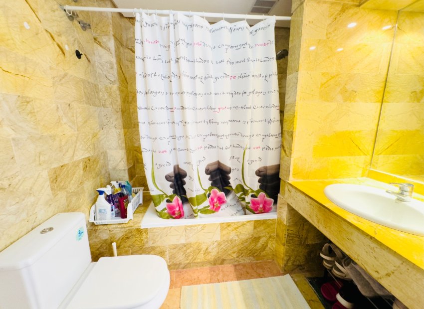 Resale - Apartment / flat - Torrevieia - La Mata