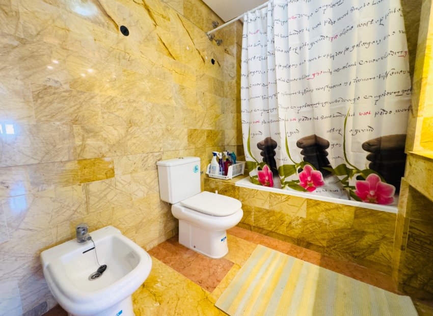 Resale - Apartment / flat - Torrevieia - La Mata