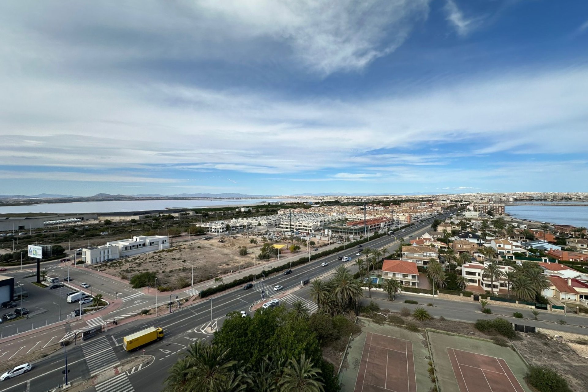 Resale - Apartment / flat - Torrevieia - La Veleta