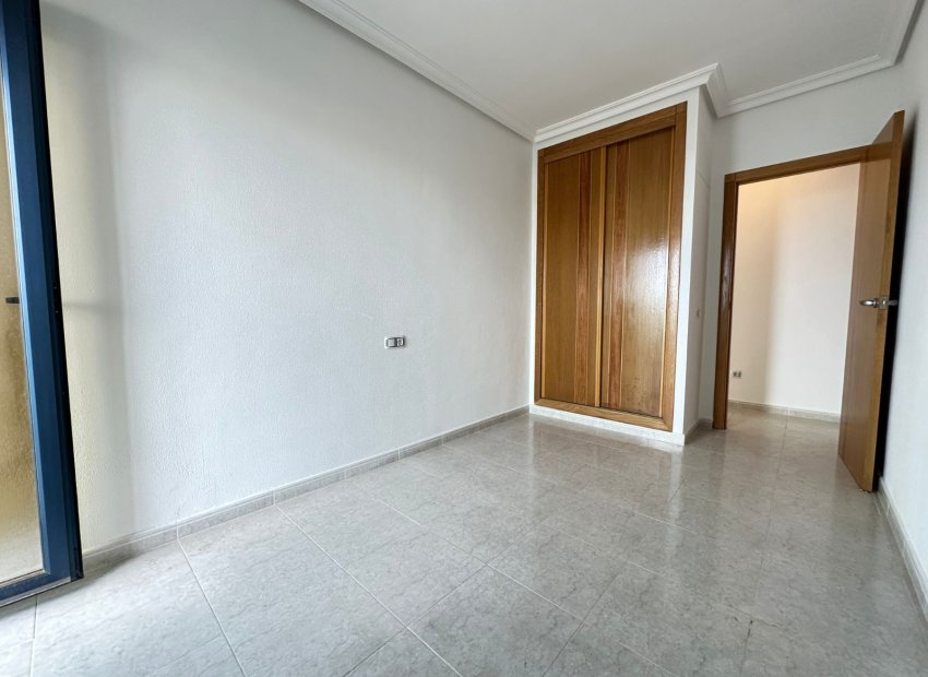 Resale - Apartment / flat - Torrevieia - La Veleta